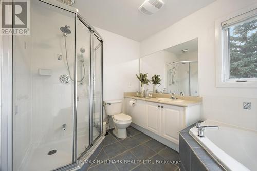 57 Brightsview Drive, Richmond Hill, ON - Indoor Photo Showing Bathroom