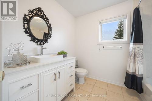 57 Brightsview Drive, Richmond Hill, ON - Indoor Photo Showing Bathroom