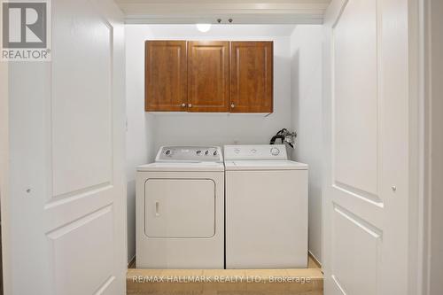 57 Brightsview Drive, Richmond Hill, ON - Indoor Photo Showing Laundry Room