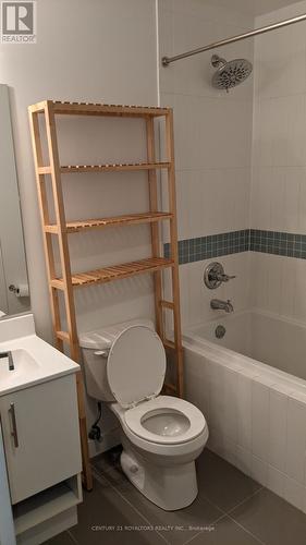 2325 - 165 Legion Road N, Toronto, ON - Indoor Photo Showing Bathroom