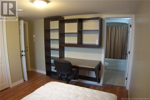 106-108 Parkdale Drive, Moncton, NB - Indoor Photo Showing Bedroom