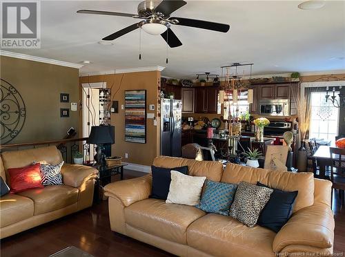 106-108 Parkdale Drive, Moncton, NB - Indoor Photo Showing Living Room