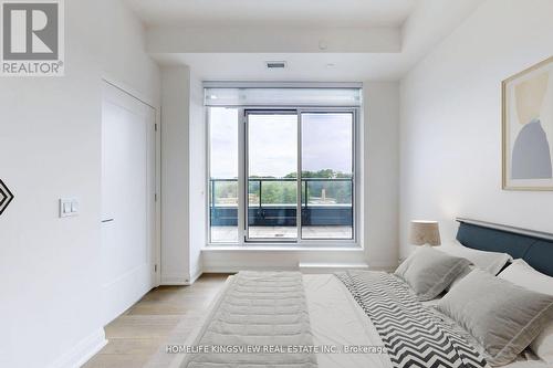 701 - 293 The Kingsway, Toronto, ON - Indoor Photo Showing Bedroom