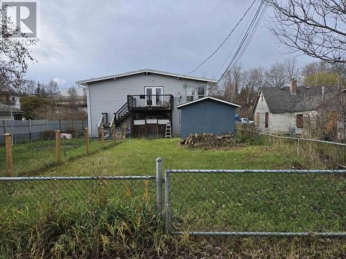 386 392 Elliott Street, Quesnel, BC - Outdoor