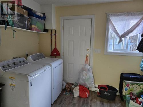 386 392 Elliott Street, Quesnel, BC - Indoor Photo Showing Laundry Room