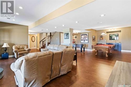 106 Mission Ridge, Aberdeen Rm No. 373, SK - Indoor Photo Showing Living Room