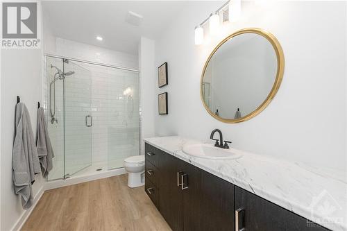 42 Riddell Street, Carleton Place, ON - Indoor Photo Showing Bathroom