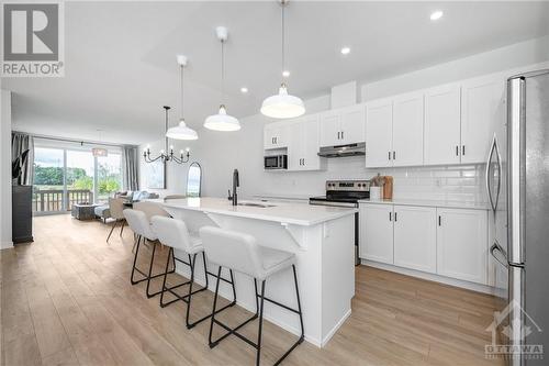 42 Riddell Street, Carleton Place, ON - Indoor Photo Showing Kitchen With Stainless Steel Kitchen With Upgraded Kitchen