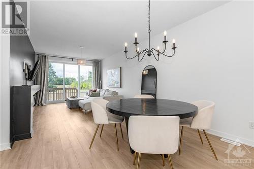 42 Riddell Street, Carleton Place, ON - Indoor Photo Showing Dining Room