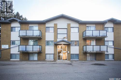 122 5 Columbia Drive, Saskatoon, SK - Outdoor With Balcony With Facade