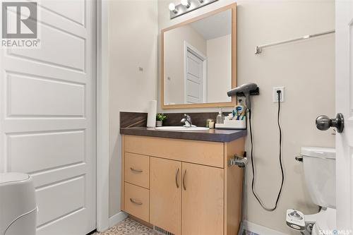 51 5652 Gordon Road, Regina, SK - Indoor Photo Showing Bathroom