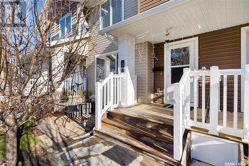 51 5652 Gordon Road, Regina, SK - Outdoor