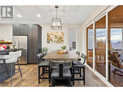 2173 Coldwater Drive, Kamloops, BC - Indoor Photo Showing Dining Room