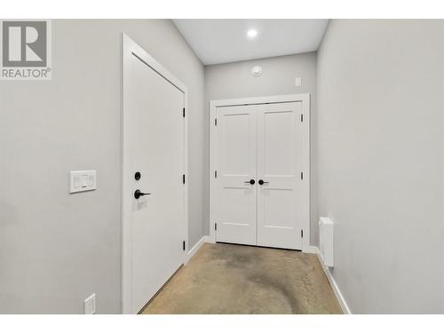 2173 Coldwater Drive, Kamloops, BC - Indoor Photo Showing Other Room