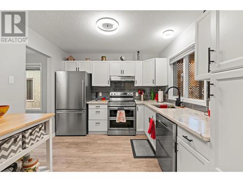 3900 27 Avenue Unit# 24, Vernon, BC - Indoor Photo Showing Kitchen With Stainless Steel Kitchen