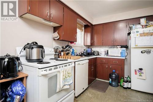 75-77 Maplehurst Drive, Moncton, NB - Indoor Photo Showing Kitchen