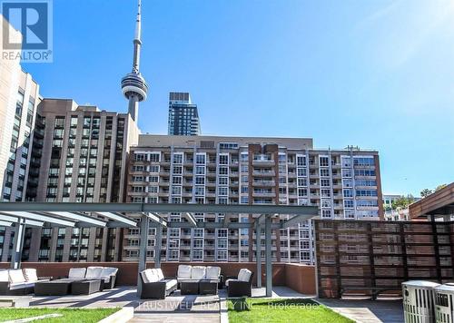 420 - 8 Mercer Street, Toronto, ON - Outdoor With Facade