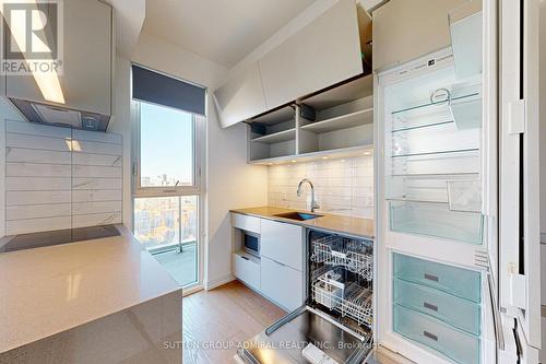 1811 - 15 Lower Jarvis Street, Toronto, ON - Indoor Photo Showing Kitchen With Upgraded Kitchen