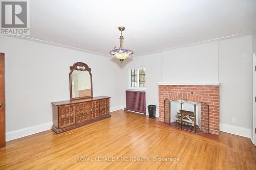 4980 Jepson Street, Niagara Falls (211 - Cherrywood), ON - Indoor Photo Showing Living Room With Fireplace