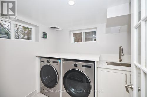 4980 Jepson Street, Niagara Falls (211 - Cherrywood), ON - Indoor Photo Showing Laundry Room