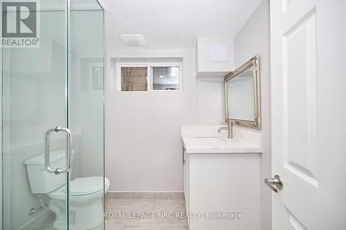 4980 Jepson Street, Niagara Falls (211 - Cherrywood), ON - Indoor Photo Showing Bathroom