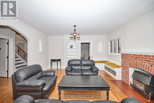 4980 Jepson Street, Niagara Falls (211 - Cherrywood), ON - Indoor Photo Showing Living Room With Fireplace