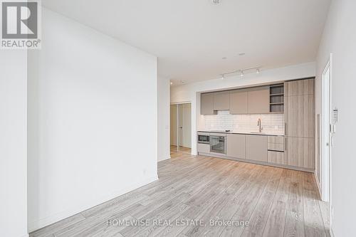 Ph02 - 55 Mercer Street, Toronto, ON - Indoor Photo Showing Kitchen