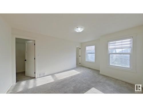 #Main 5715 Hawthorn Cm Sw, Edmonton, AB - Indoor Photo Showing Other Room