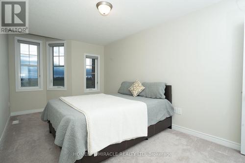 83 Finegan Circle, Brampton, ON - Indoor Photo Showing Bedroom