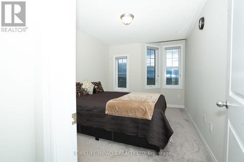 83 Finegan Circle, Brampton, ON - Indoor Photo Showing Bedroom