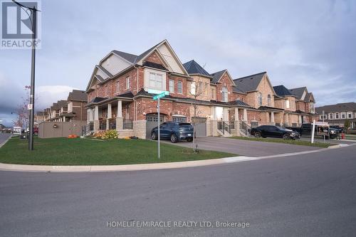 83 Finegan Circle, Brampton, ON - Outdoor With Facade