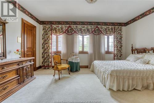 300 Elmgrove Drive, Lakeshore, ON - Indoor Photo Showing Bedroom