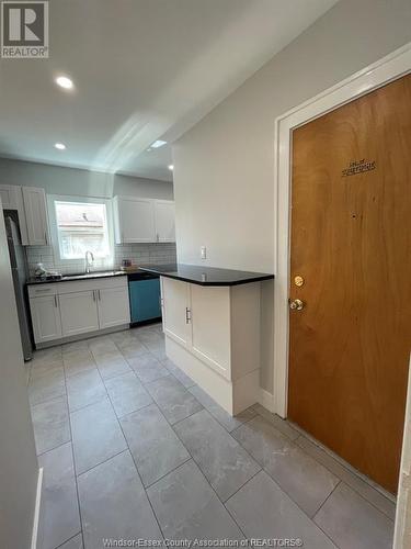 1525 Central Unit# Main, Windsor, ON - Indoor Photo Showing Kitchen