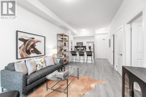 1203 - 470 Dundas Street E, Hamilton, ON - Indoor Photo Showing Living Room