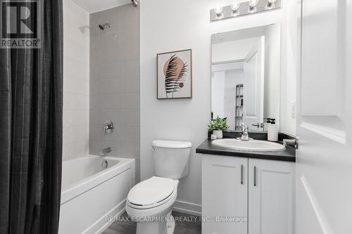 1203 - 470 Dundas Street E, Hamilton, ON - Indoor Photo Showing Bathroom