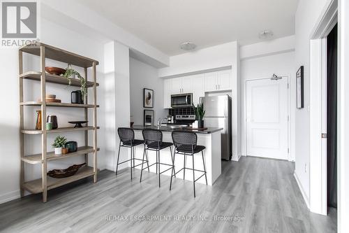 1203 - 470 Dundas Street E, Hamilton, ON - Indoor Photo Showing Kitchen