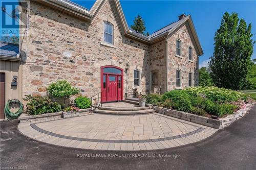 6086 5Th Line, Centre Wellington, ON - Outdoor With Facade