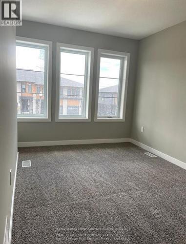 924 Robert Ferrie Drive, Kitchener, ON - Indoor Photo Showing Other Room