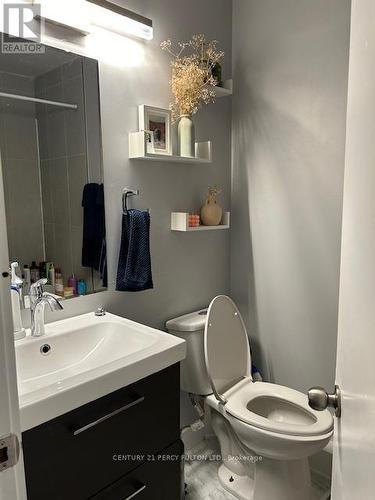 146 Wilson Avenue, London, ON - Indoor Photo Showing Bathroom