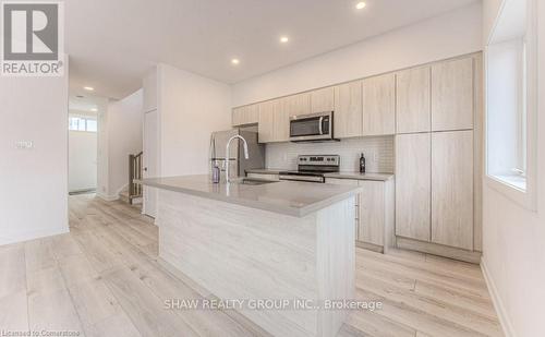 1 - 416 Dundas Street S, Cambridge, ON - Indoor Photo Showing Kitchen