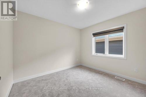 22 Sundin Drive, Haldimand, ON - Indoor Photo Showing Other Room