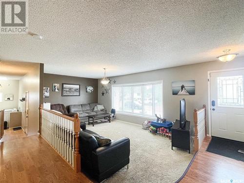 419 7Th Street W, Meadow Lake, SK - Indoor