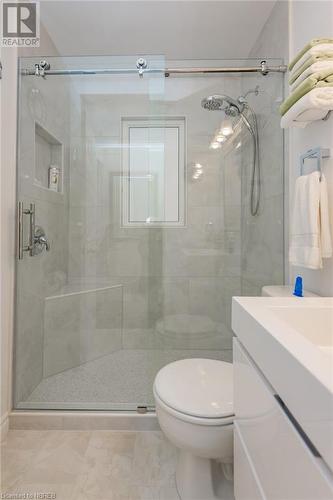 845 Ann Street, North Bay, ON - Indoor Photo Showing Bathroom