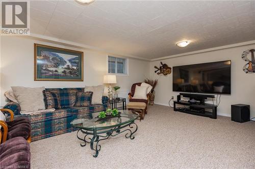 845 Ann Street, North Bay, ON - Indoor Photo Showing Living Room