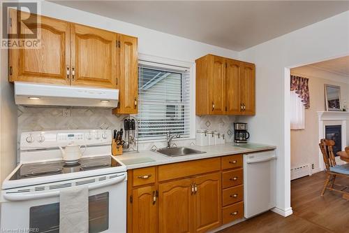 845 Ann Street, North Bay, ON - Indoor Photo Showing Kitchen