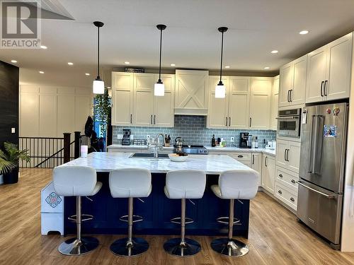 6549 Jones Road, Vanderhoof, BC - Indoor Photo Showing Kitchen With Upgraded Kitchen