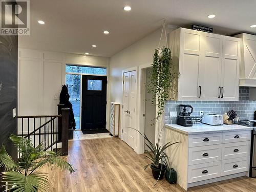 6549 Jones Road, Vanderhoof, BC - Indoor Photo Showing Kitchen