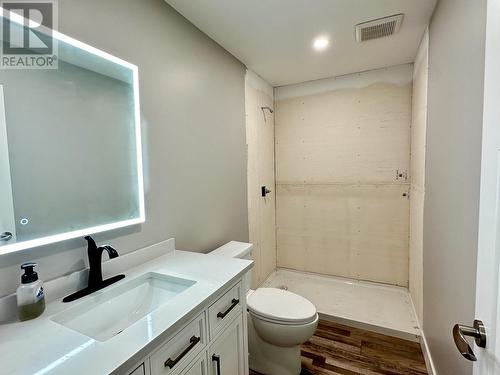 6549 Jones Road, Vanderhoof, BC - Indoor Photo Showing Bathroom