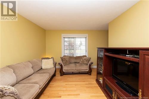 23 Camelot, Moncton, NB - Indoor Photo Showing Living Room