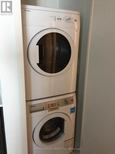 4101 - 100 Harbour Street, Toronto, ON - Indoor Photo Showing Laundry Room